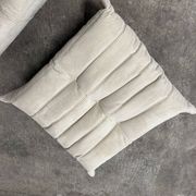 Ligne Roset Togo 1-seater in pouf in Beige Corduroy 10/10