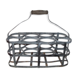 Door bottles eight lockers