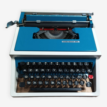 Machine à écrire Underwood 315 portative bleue avec son étui de transport