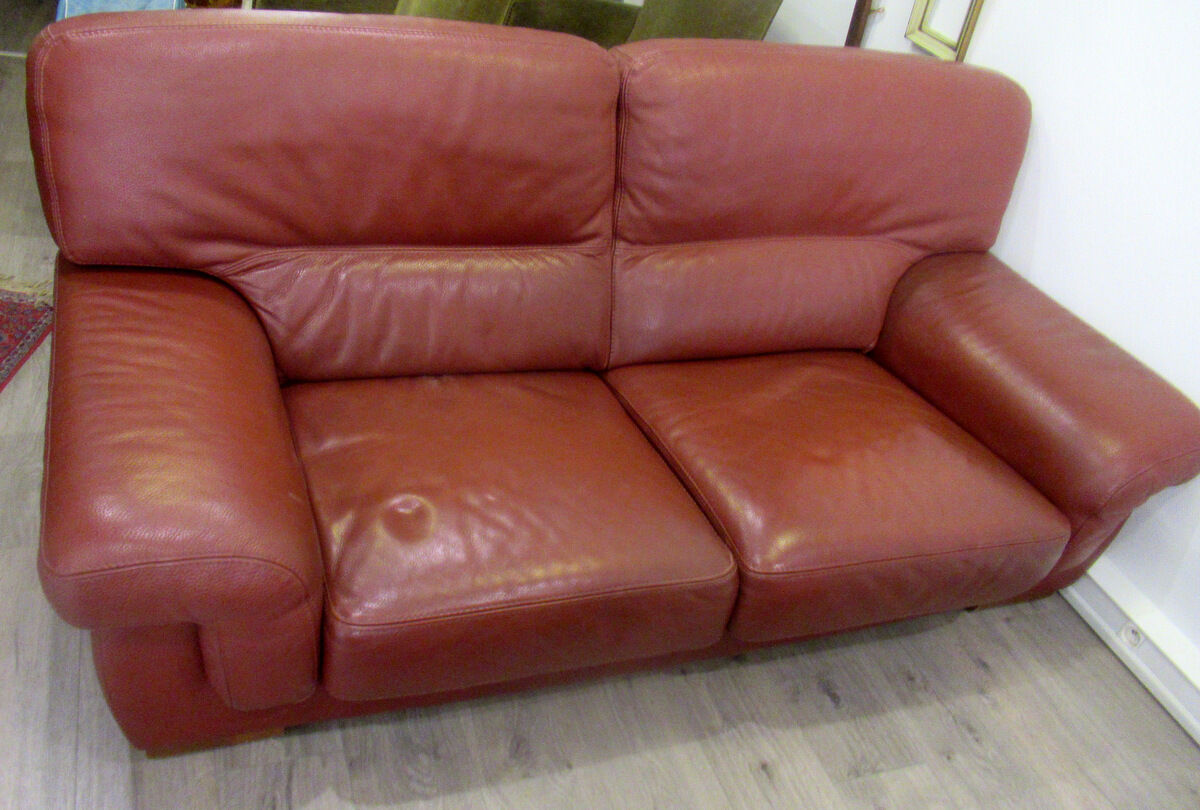 Leather sofa, 2 seats, Roche-Bobois brand
