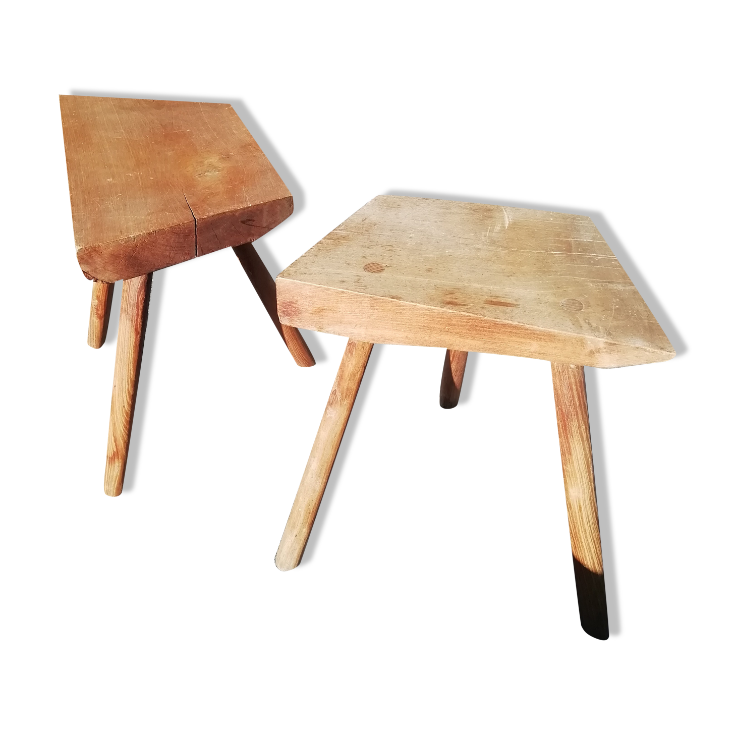 Pair of stools "to milk"