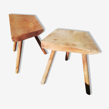 Pair of stools "to milk"