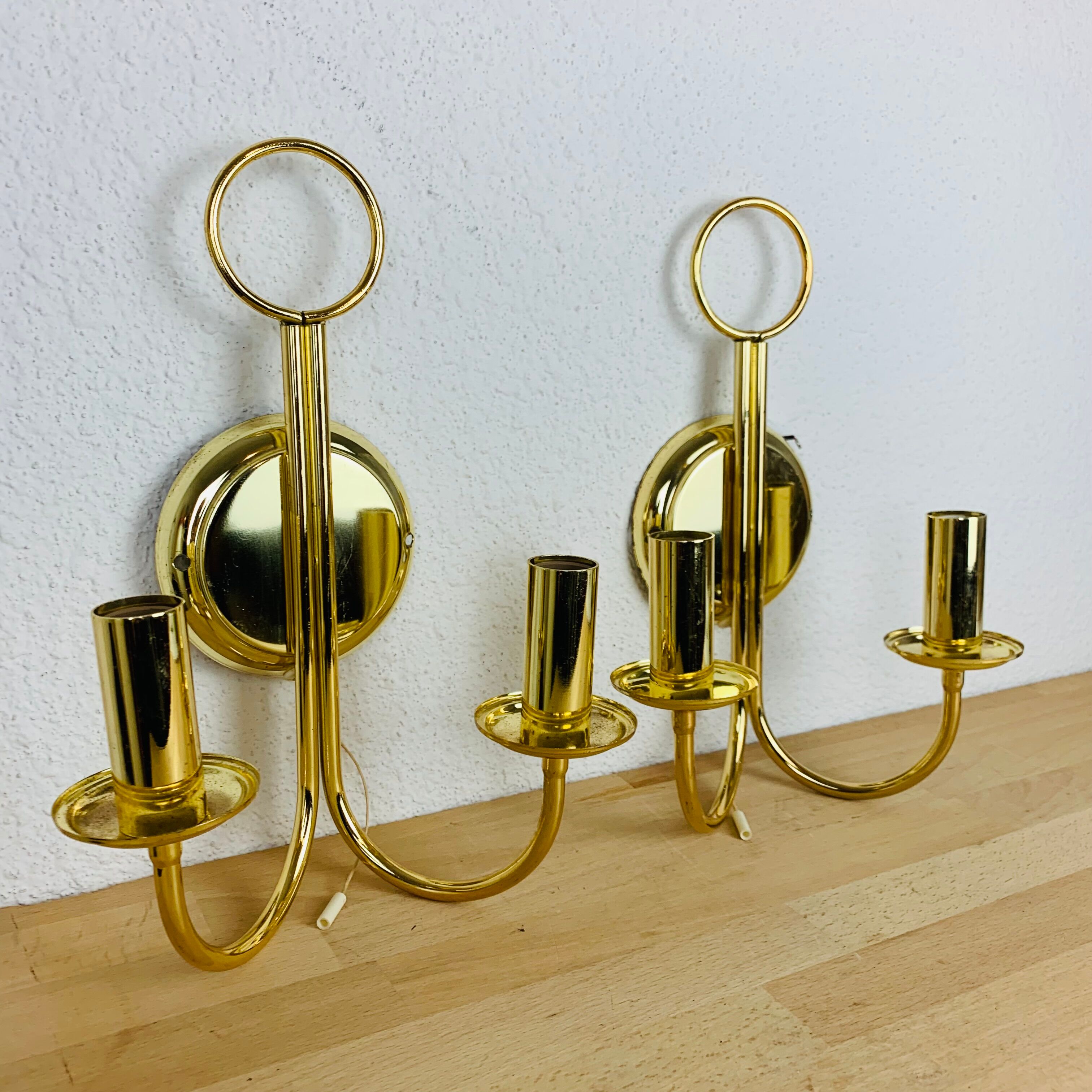 Pair of brass wall lamps Hollywood Regency Je Fassung