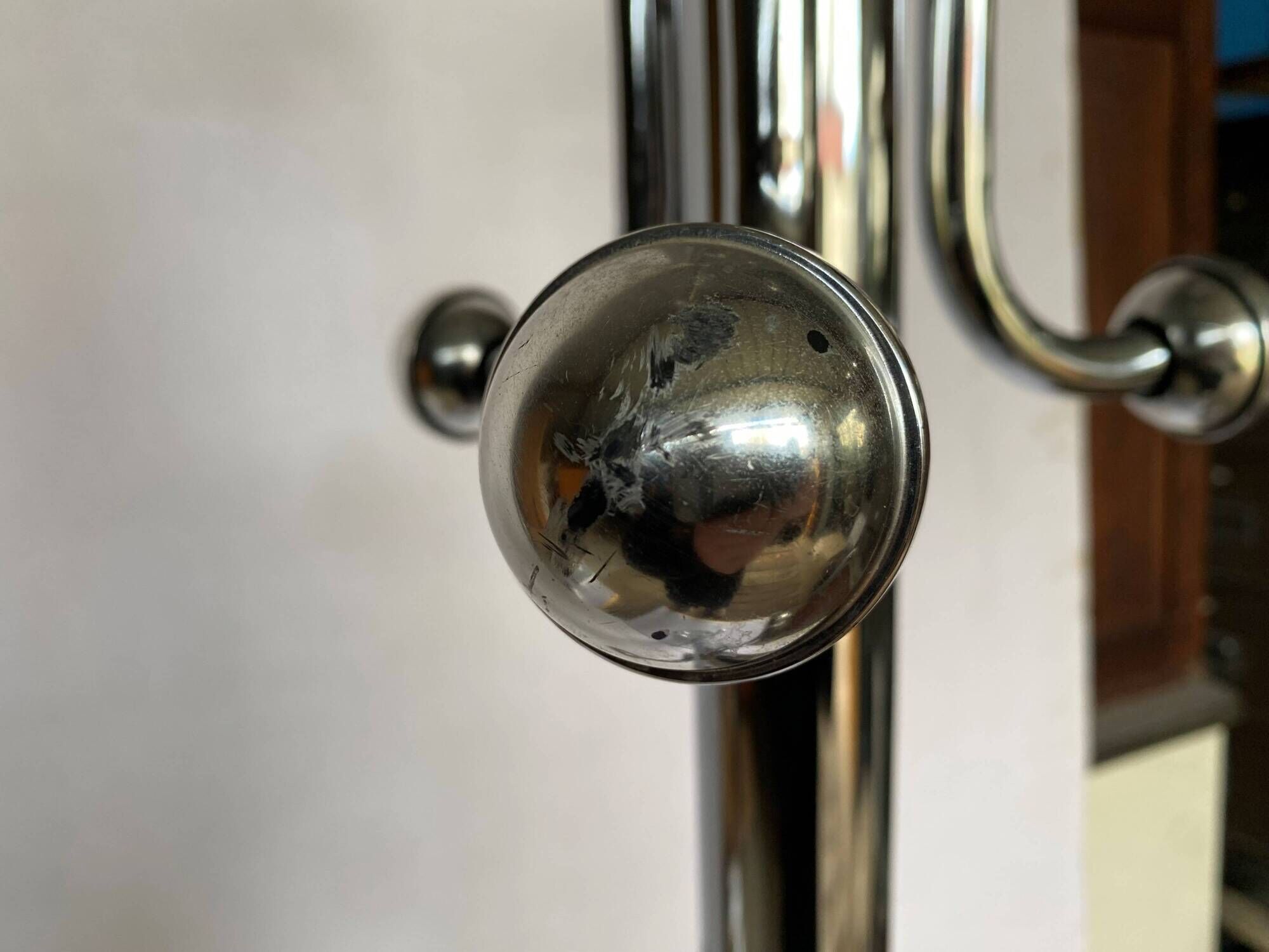 Chromed metal coat rack with vintage marble base, 1970
