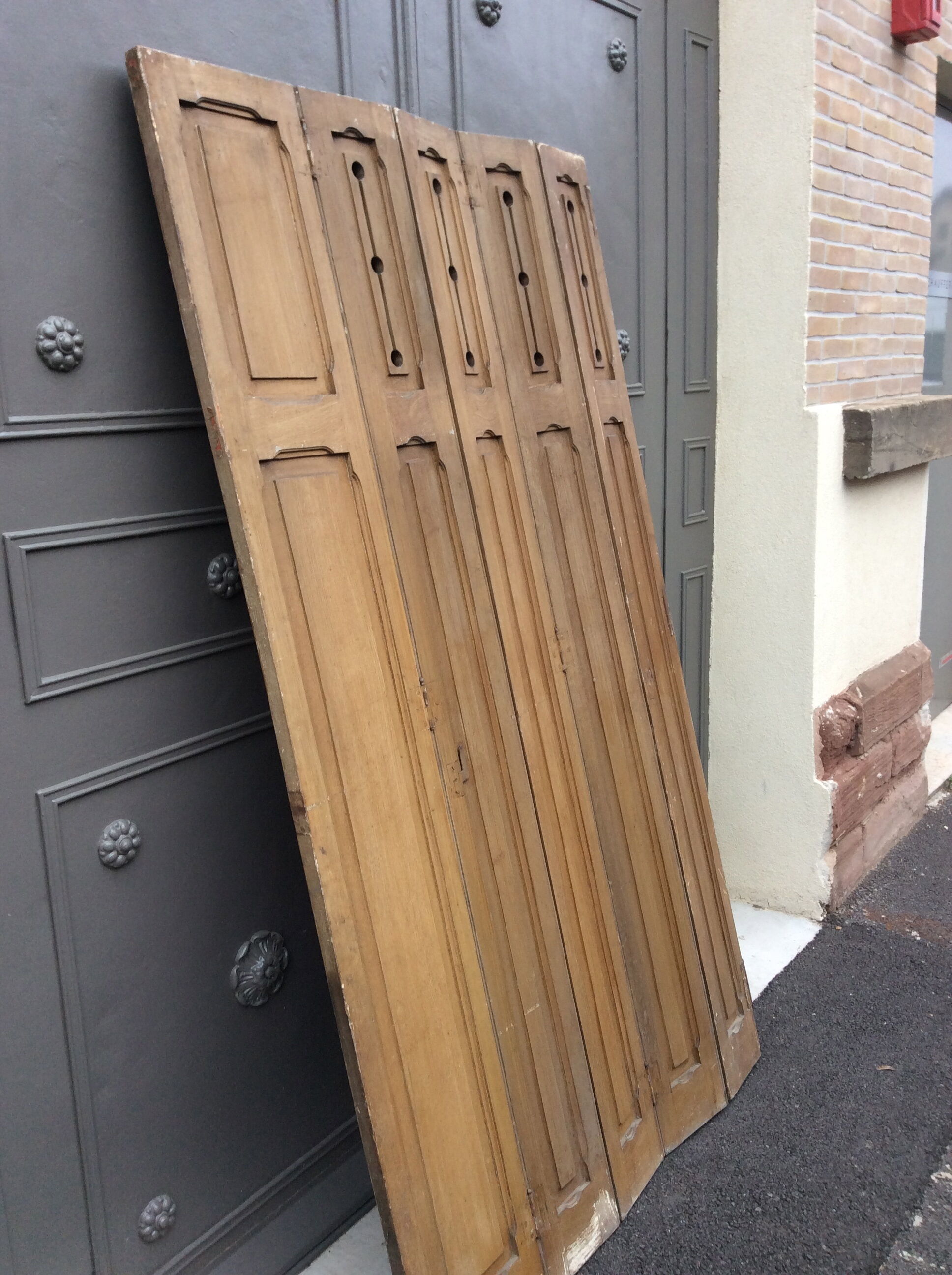 5-pane vintage wooden shutters