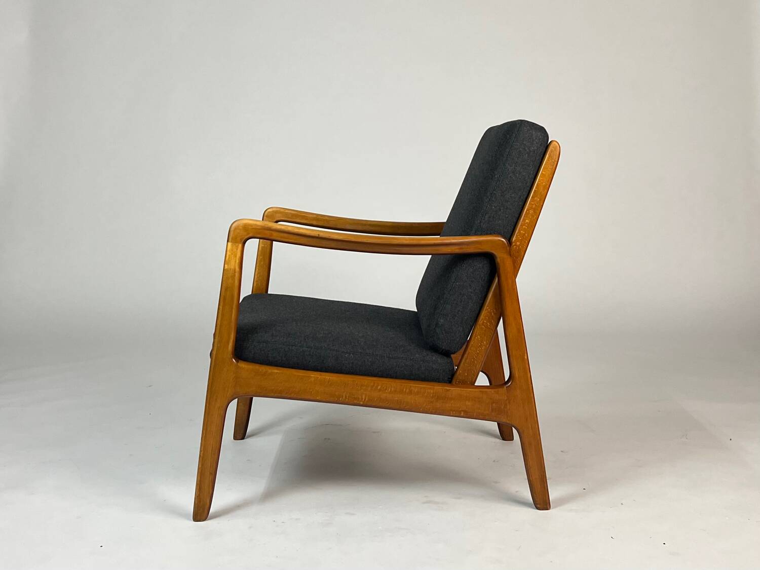 Ole Wanscher FD109 armchair by France & Daverkosen 60s vintage Danish