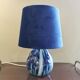 Lampe boule vintage céramique bleue signée