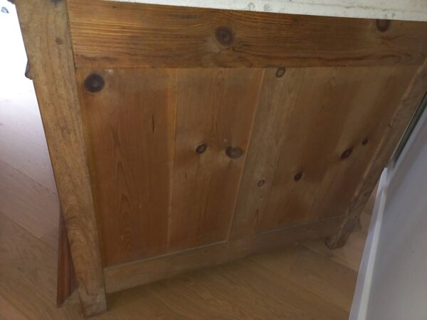 Meuble de toilette époque Empire en noyer massif et marbre blanc