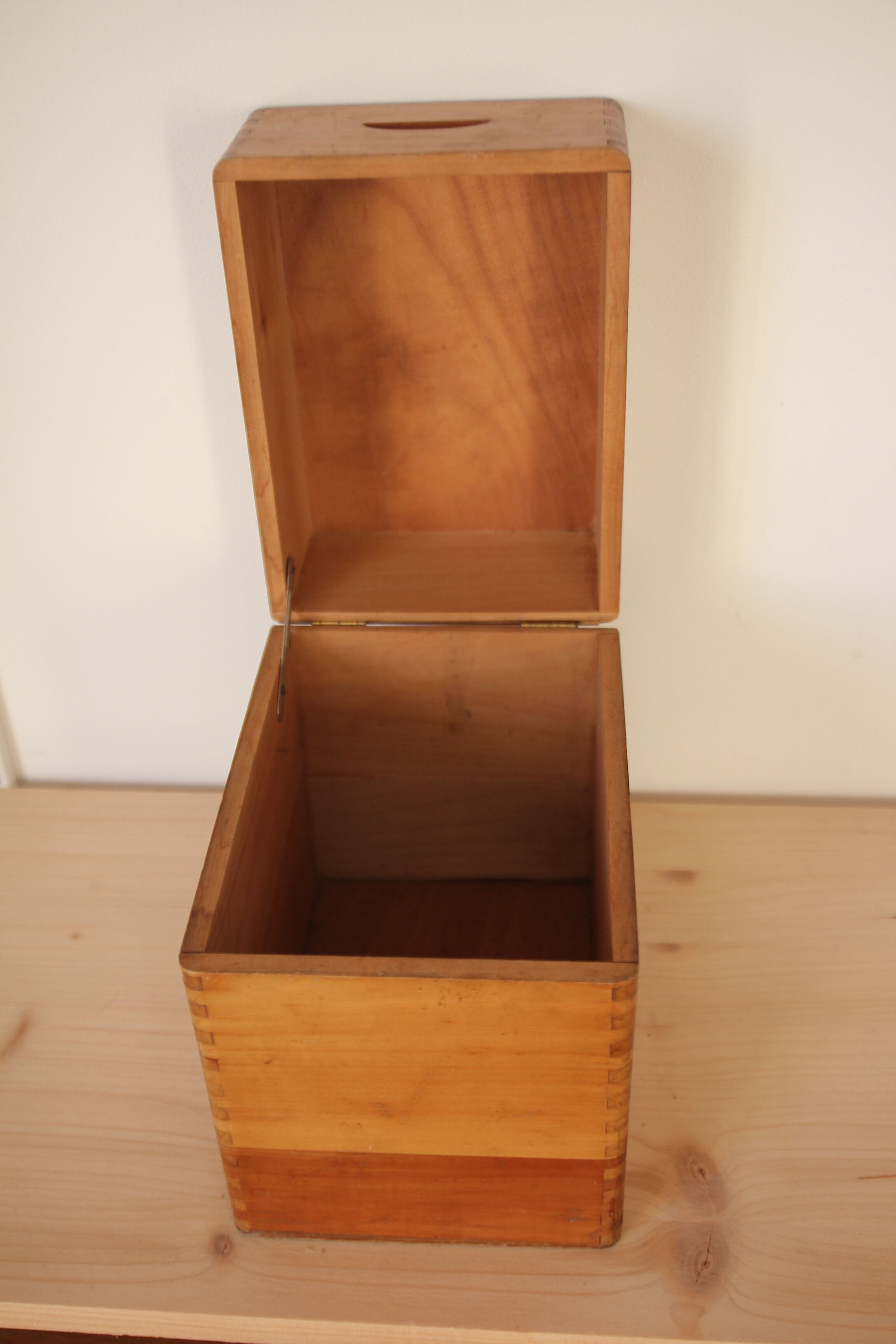 Wooden box