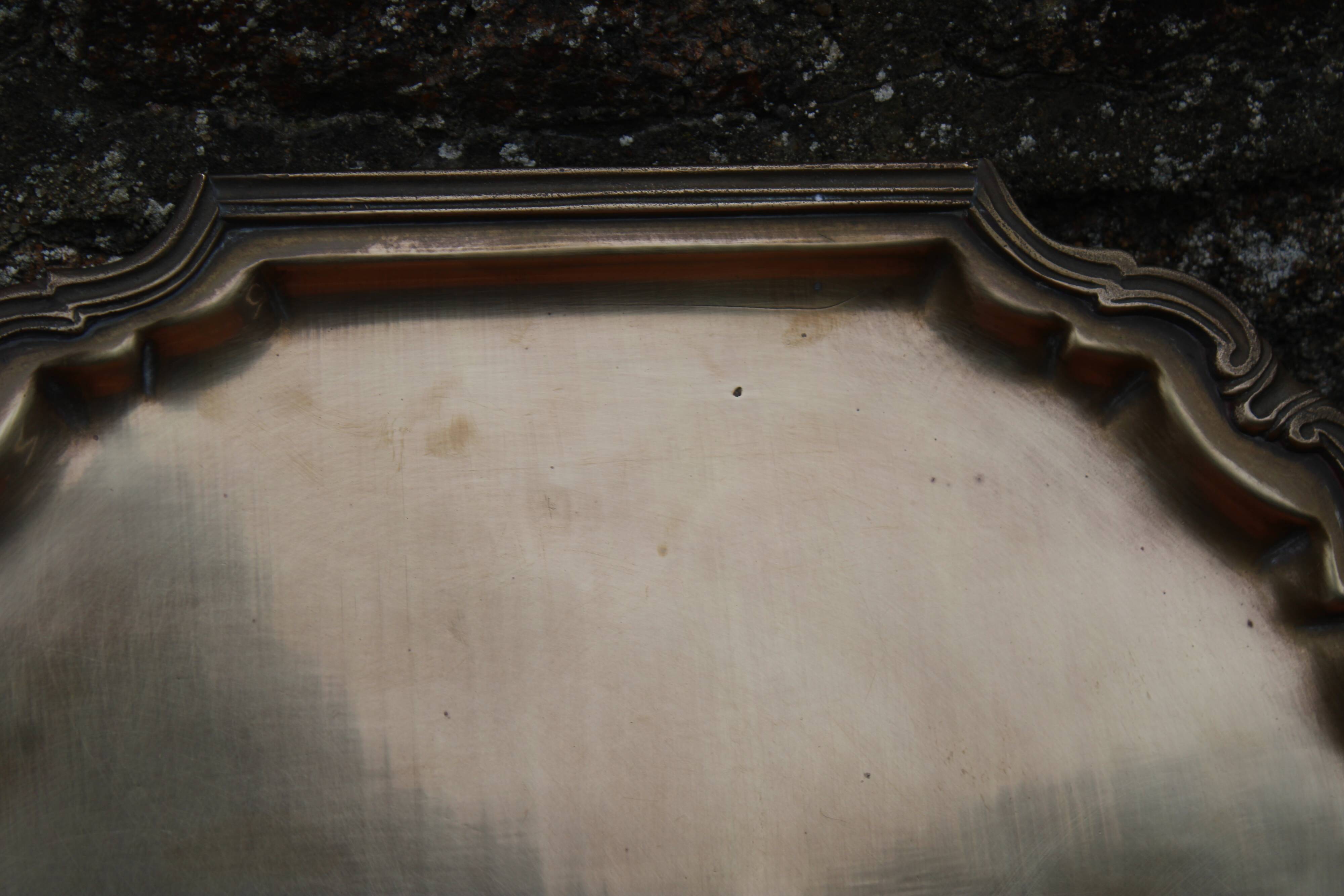 Antique yellow copper tray – 36 cm – Made in India