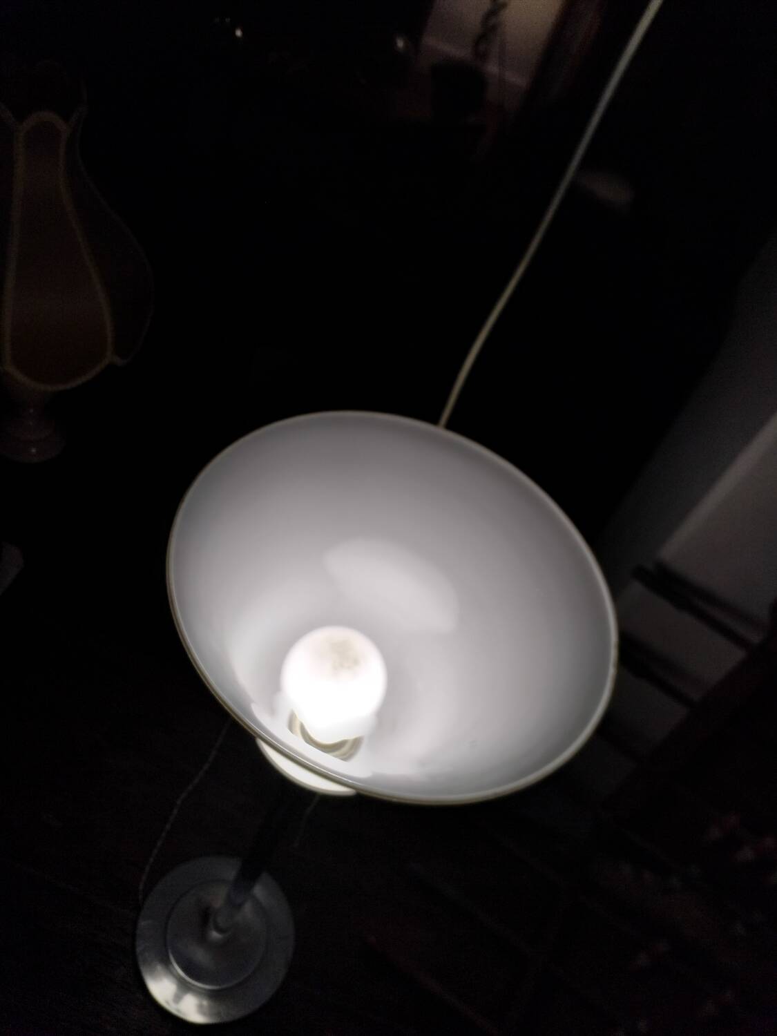 Mazda 1930 lamp in chromed metal and opaque glass