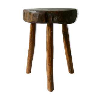 Tabouret en bois brut