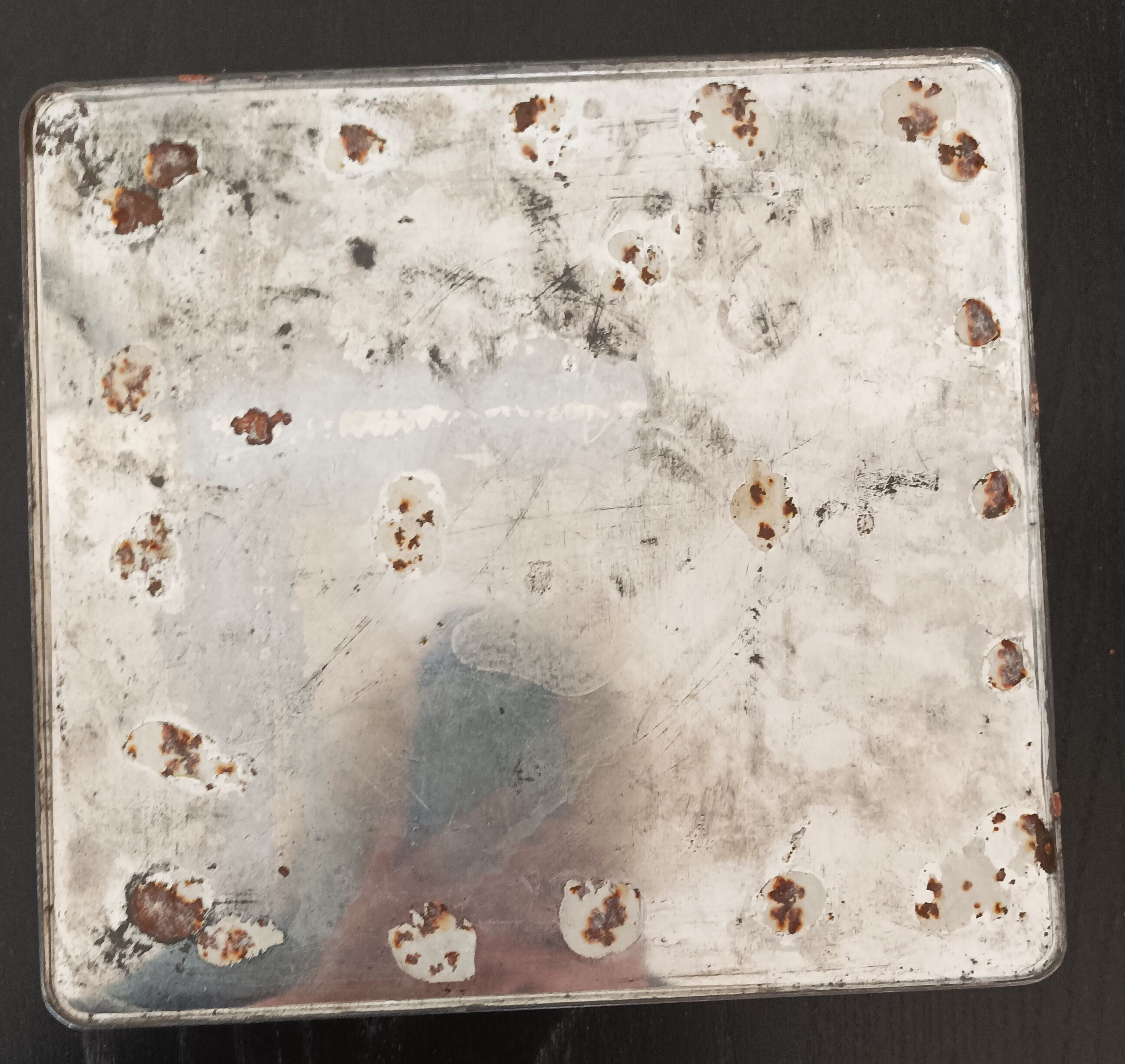 Art Delacre Art Deco metal box