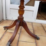 English style wooden side table with flaps
