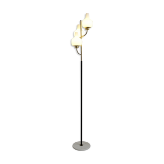 Stilnovo, floor lamp with three opalines, Italy 1950