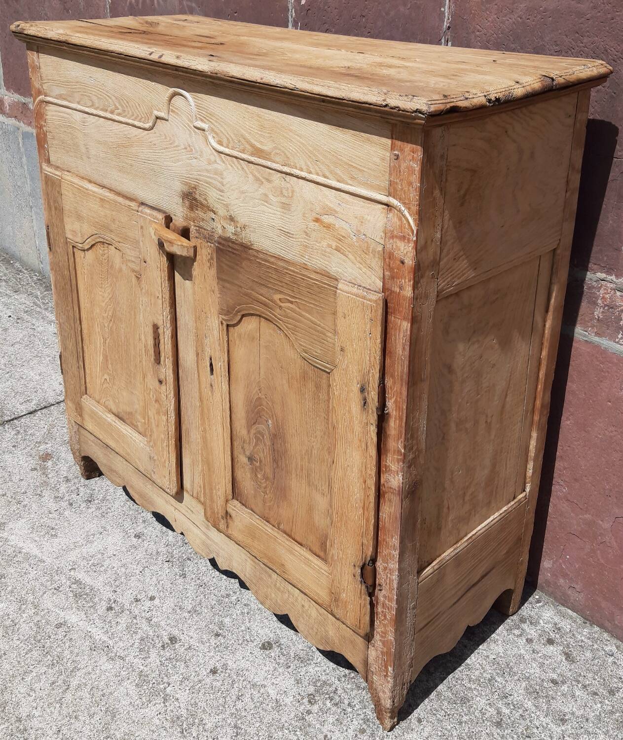 Basque sideboard 18th century