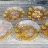 Set of five flat plates - vintage amber glass from Veréco with flower decor - 60s/70s