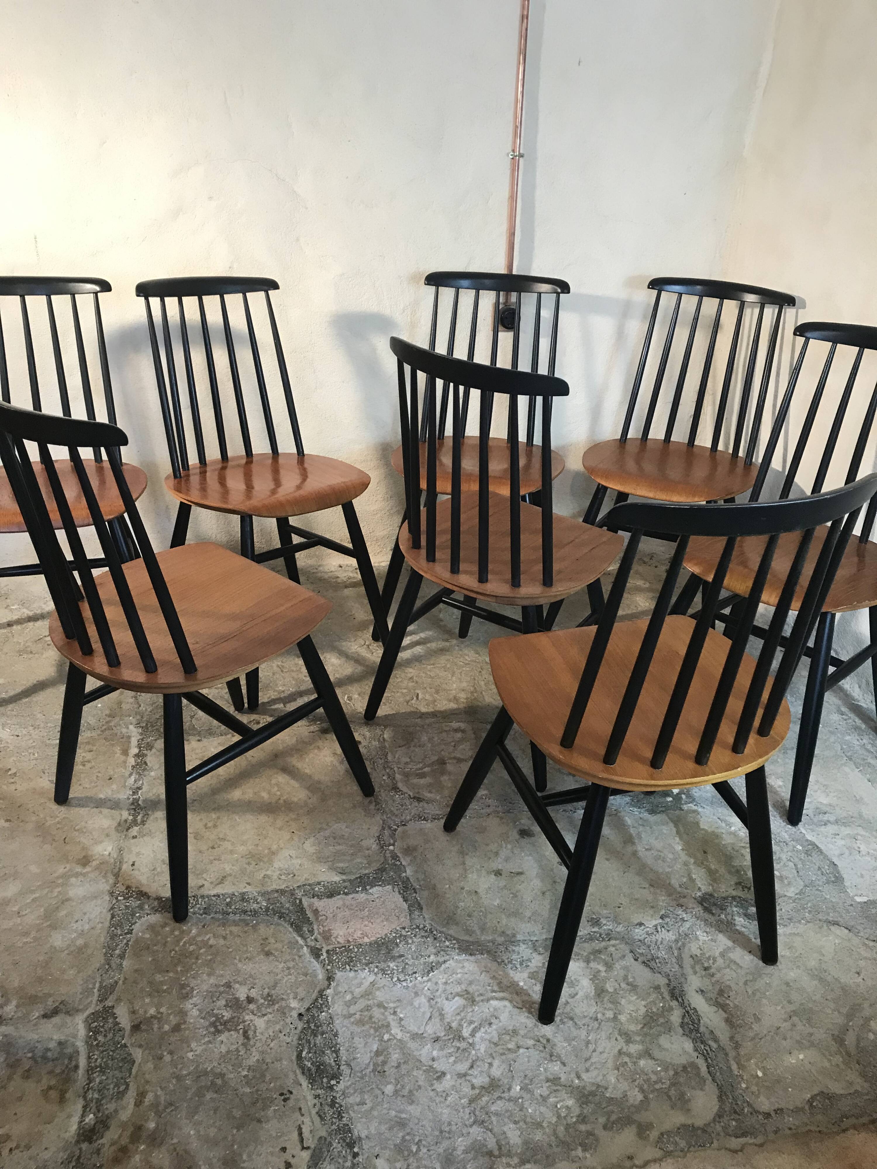 Set of 8 Scandinavian vintage Tapiovaara chairs