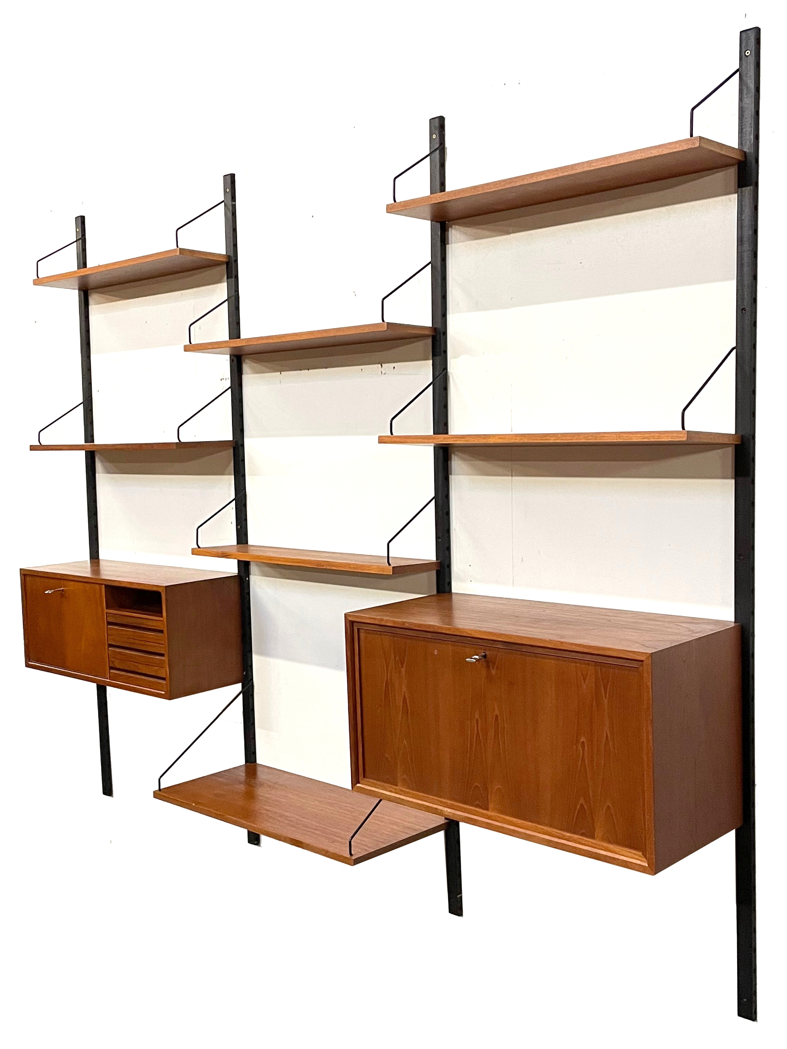 Poul Cadovius Royal System Mural Set