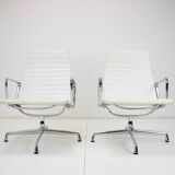 Chair by Charles & Ray Eames for Vitra, EA 107