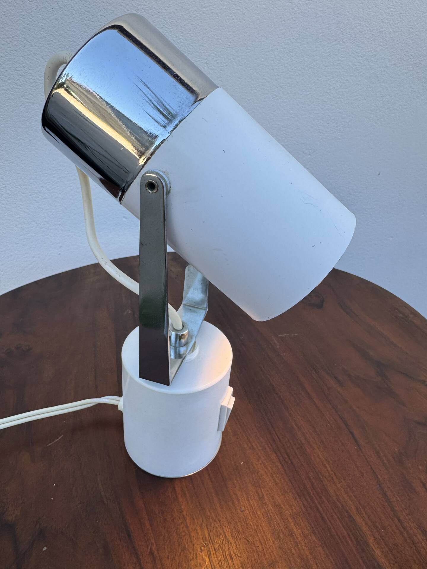 Small Space Age lamp from the 70s.