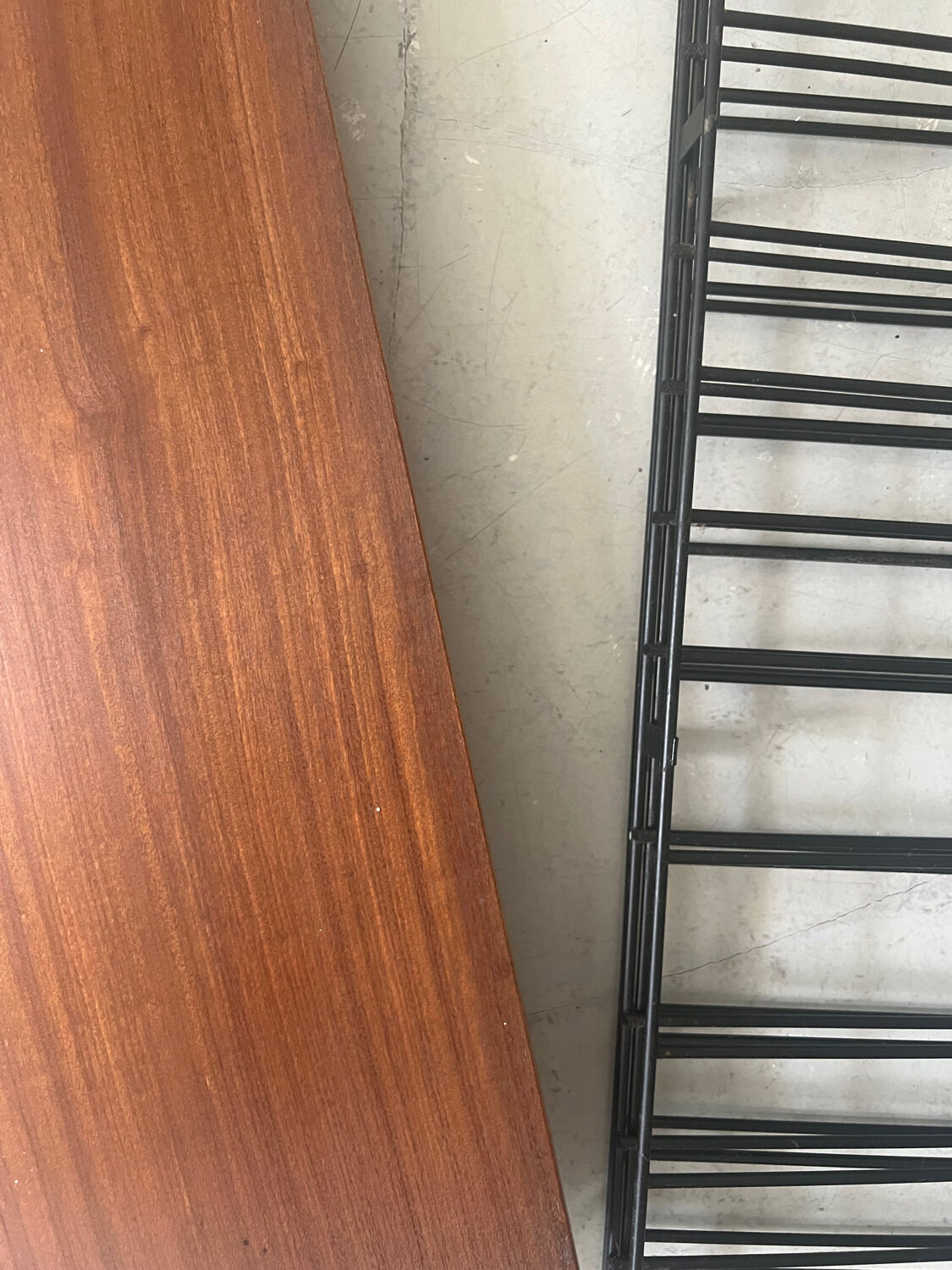 Scandinavian wall bookcase 3 teak shelves, tomado Holland 1970