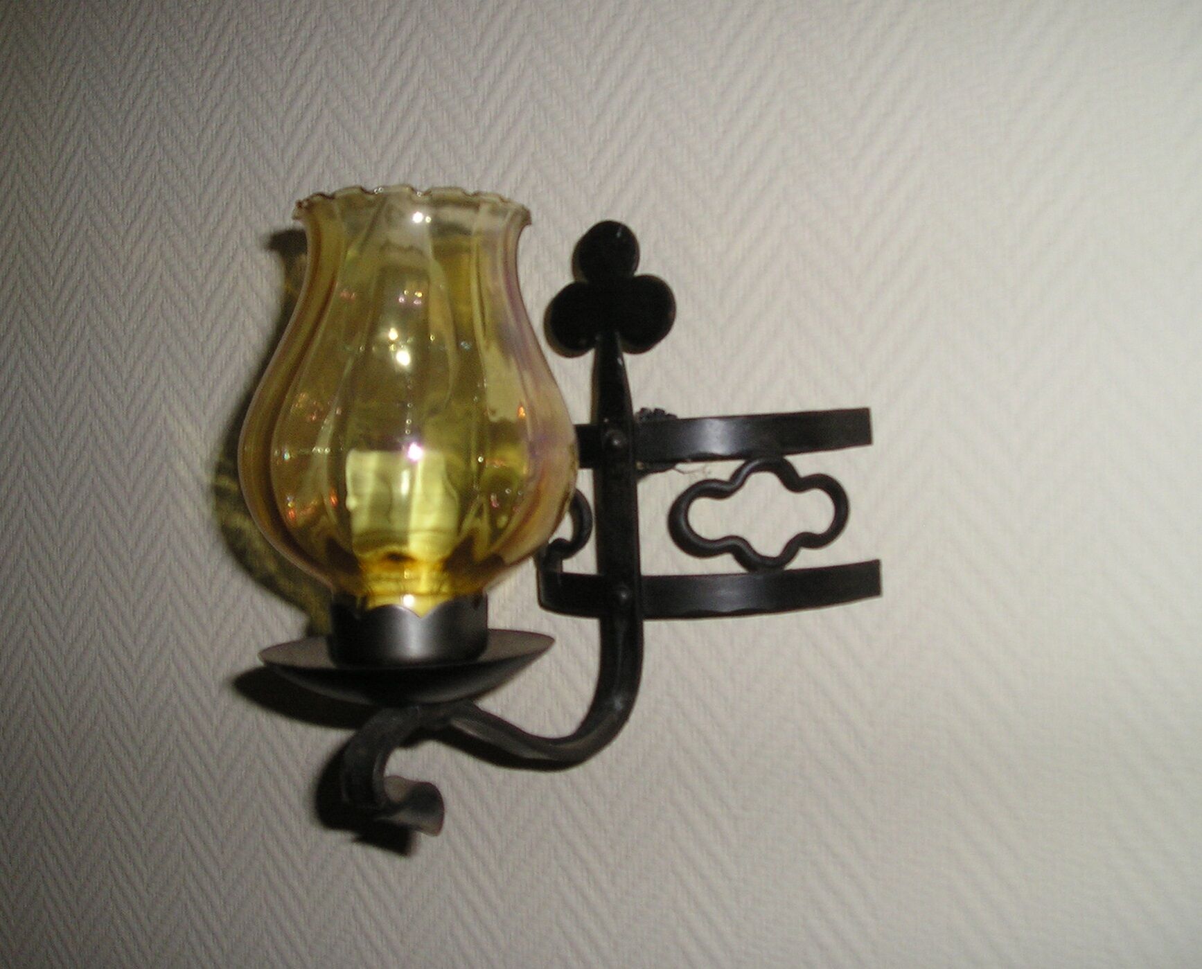 Chandelier and its 2 wrought iron sconces 1960