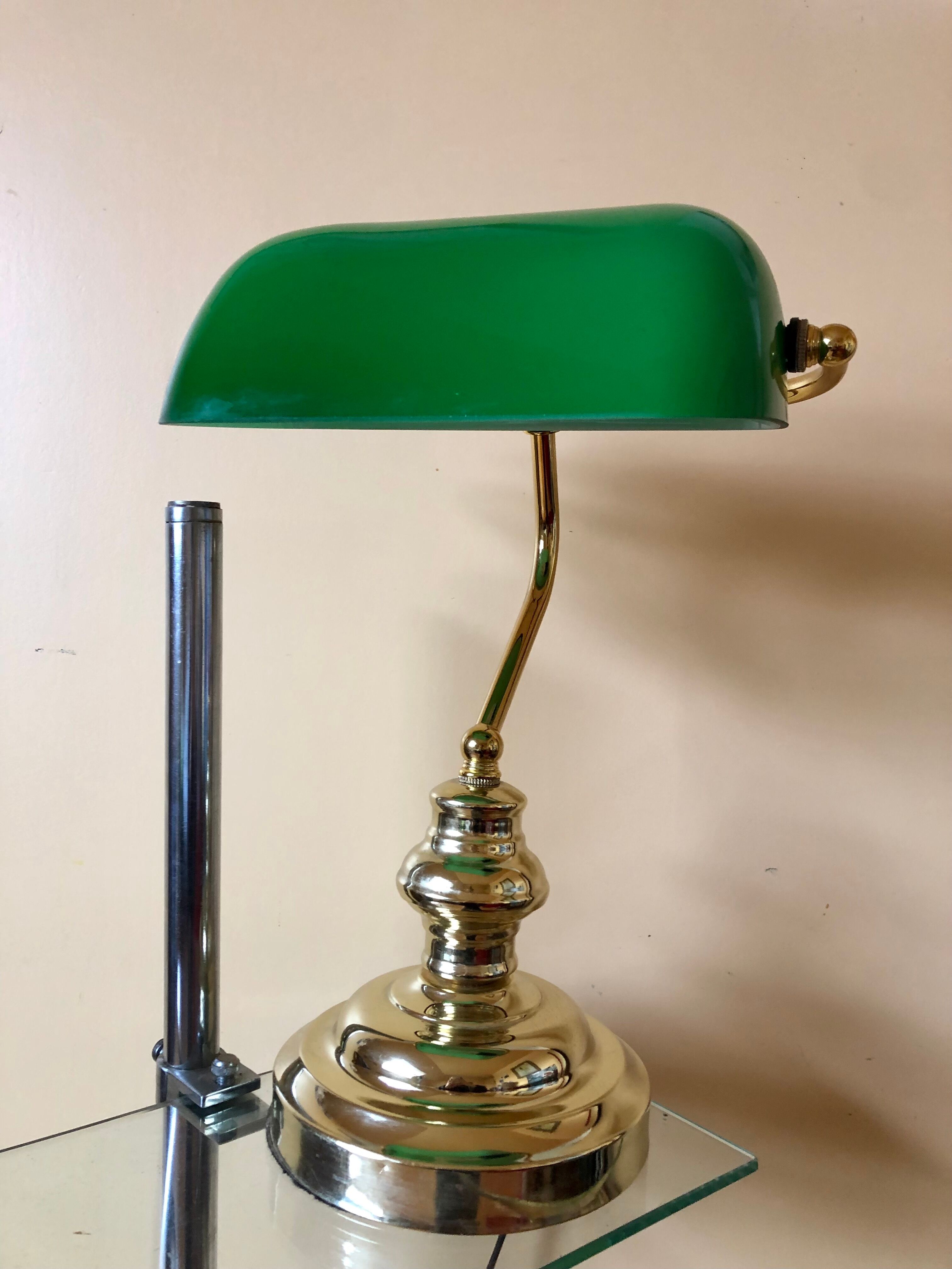 Notary lamp, banker in green opaline