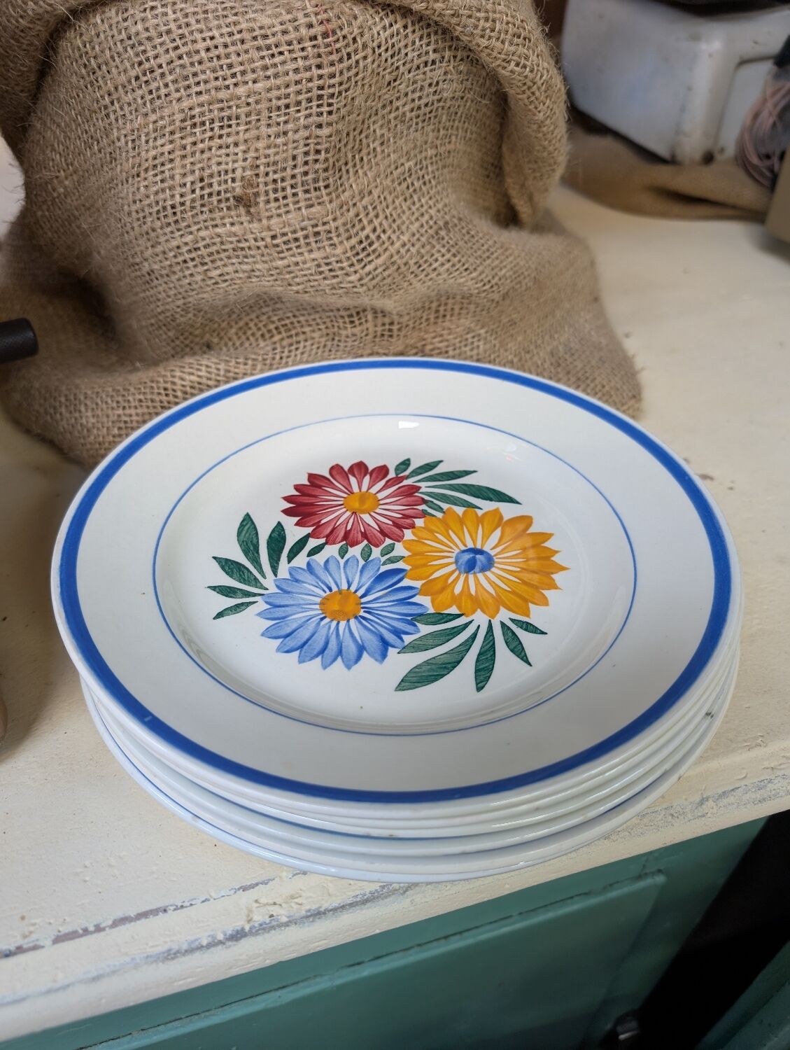 Ensemble assiettes a dessert vintage