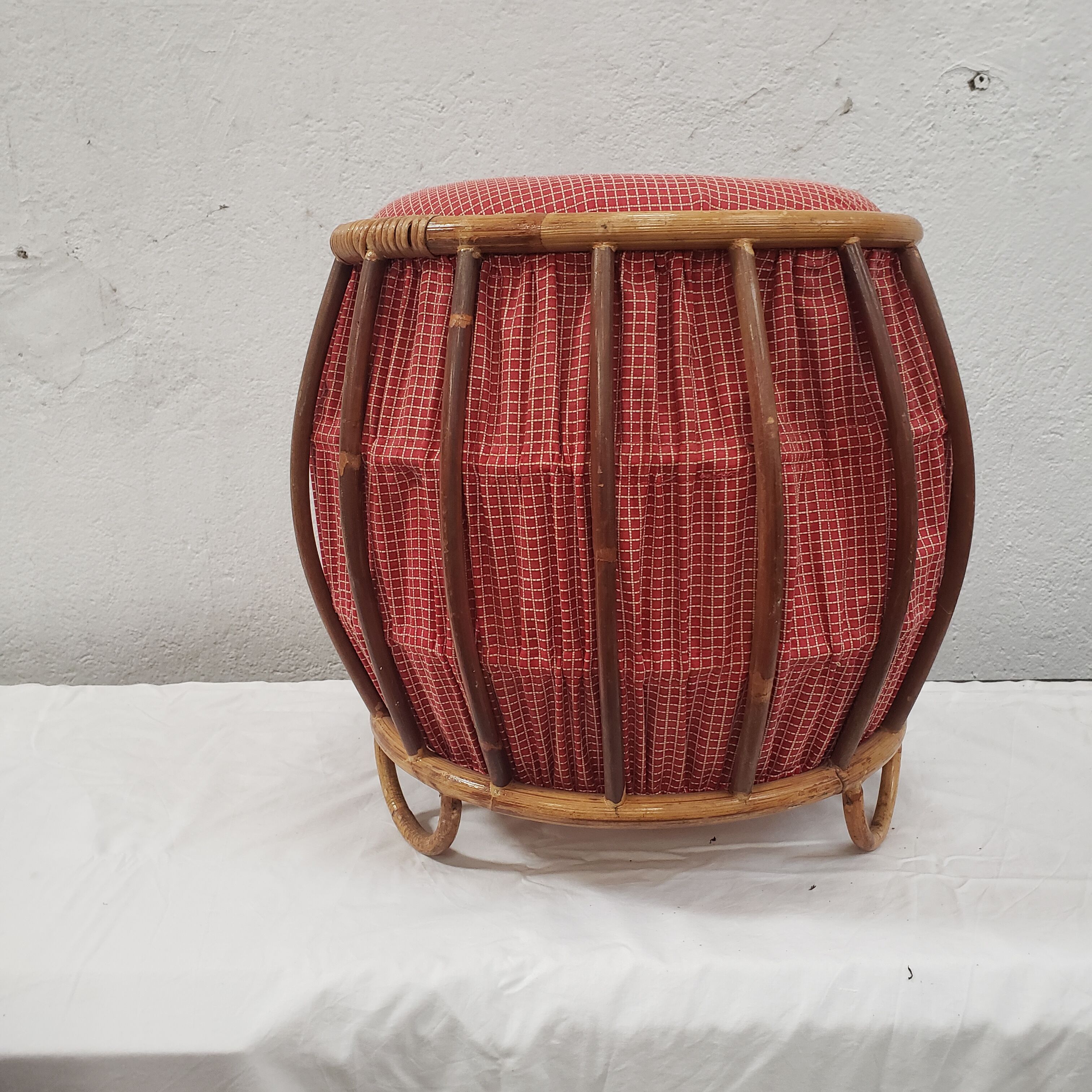 Vintage rattan stool / ottoman