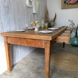 Farm table