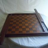Game of Art Deco Checkers