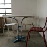 Guerin metal garden table, bistro table, cast foot