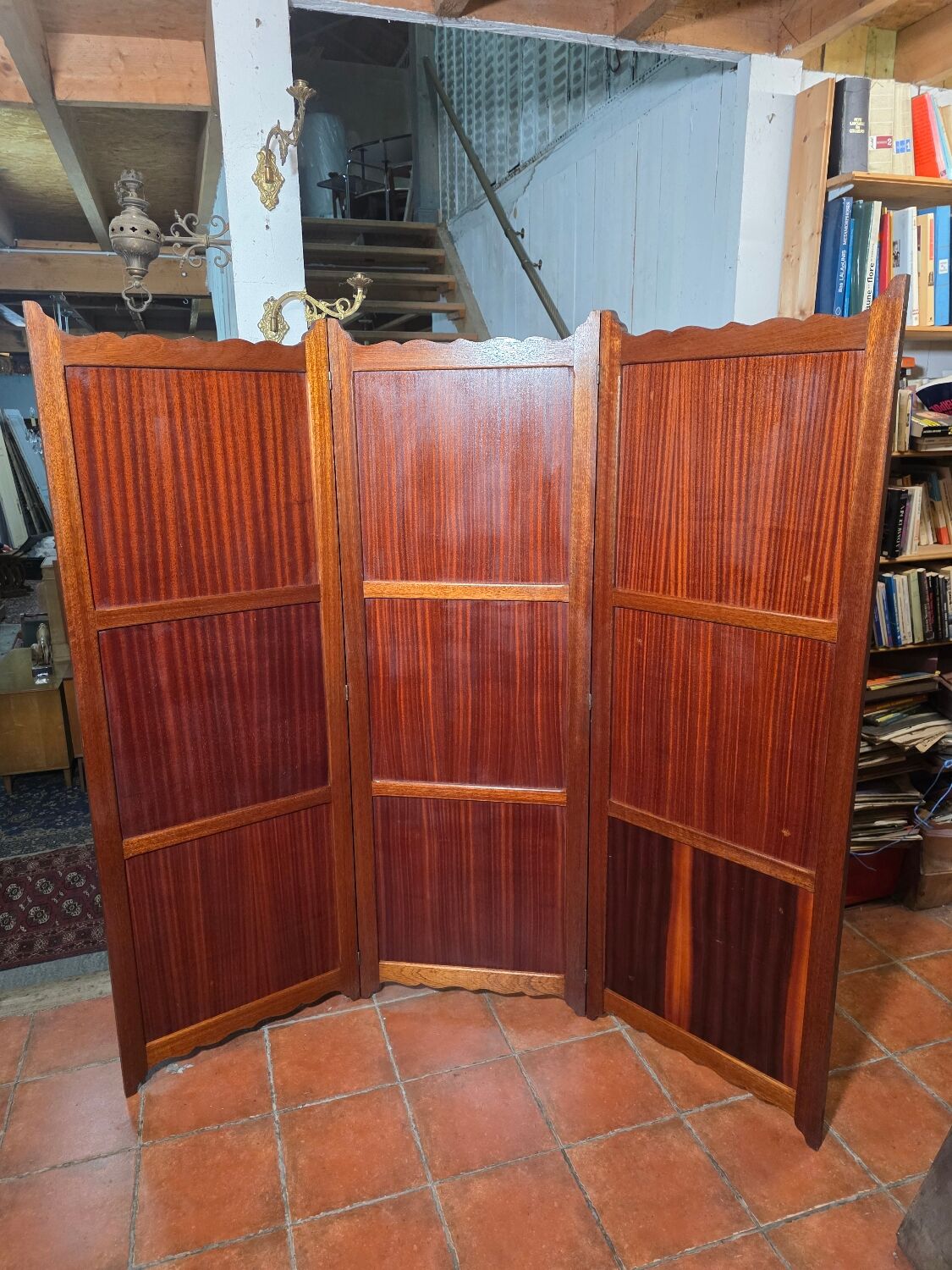 Three-panel screen in mahogany