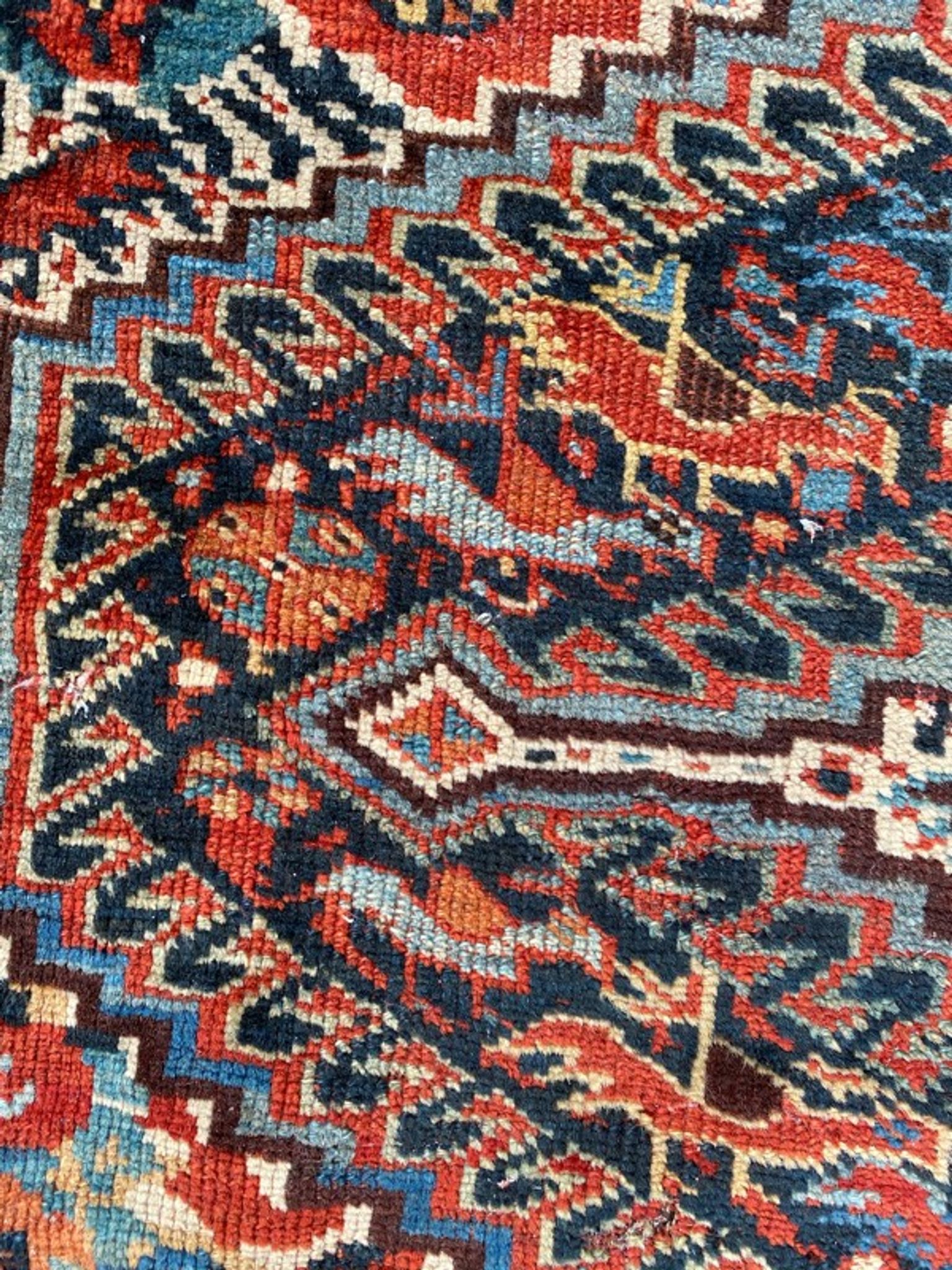 Ancient persian ghashghai carpet 130x182 cm