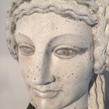 About stone bust greek