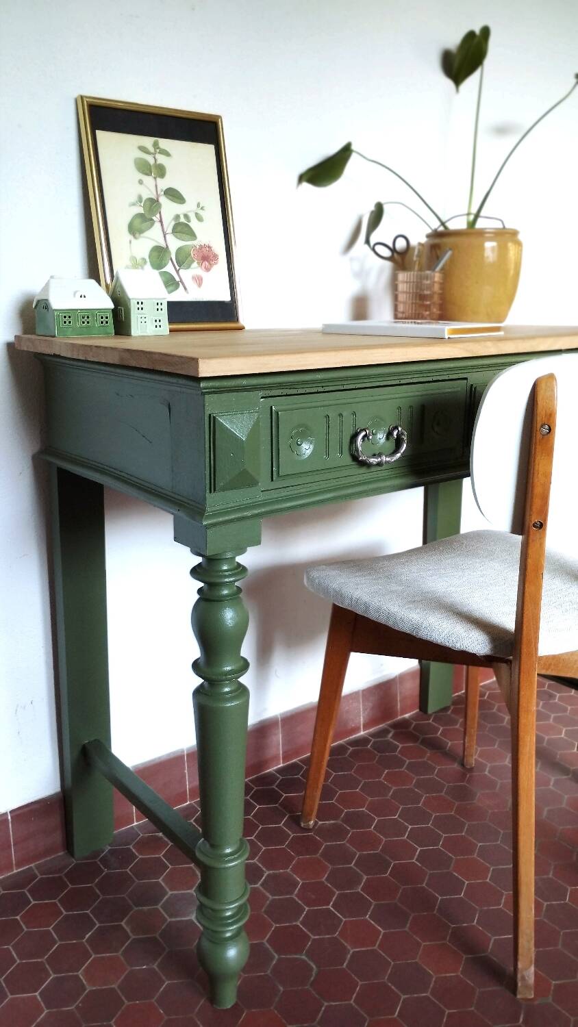 Bureau ancien Olive