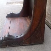 Meuble étagère sculpté