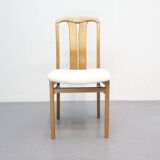 Vintage eetkamerstoelen met nieuwe stoffering in Boucle