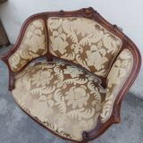 Louis XV shepherdess armchair in carved walnut