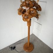 Lampadaire en orme motifs « fleurs », années 70
