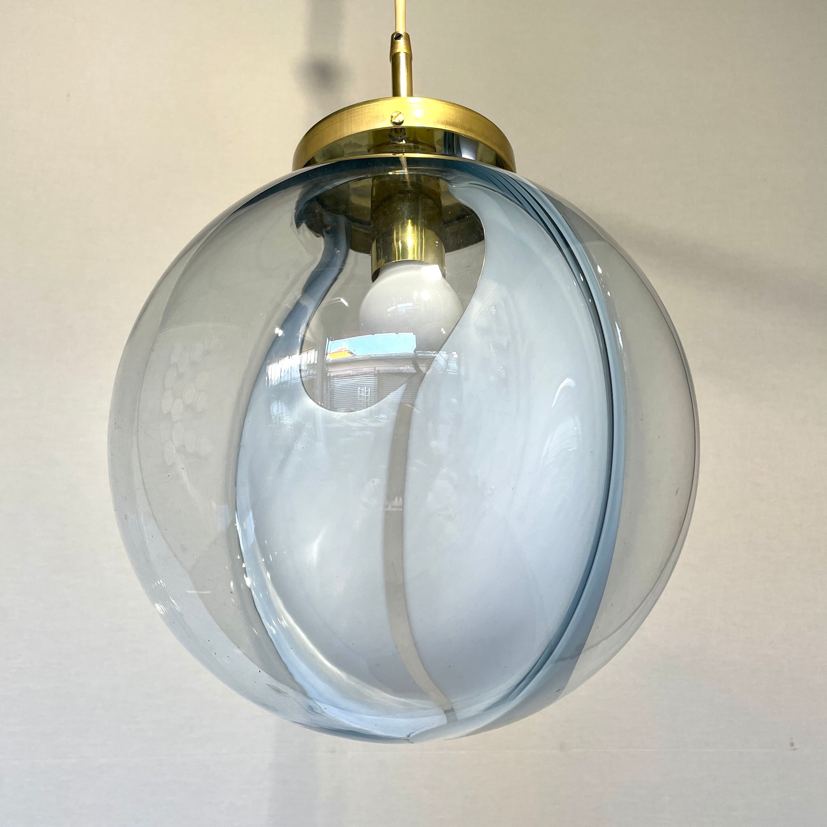 Murano glass globe "Menbrane"