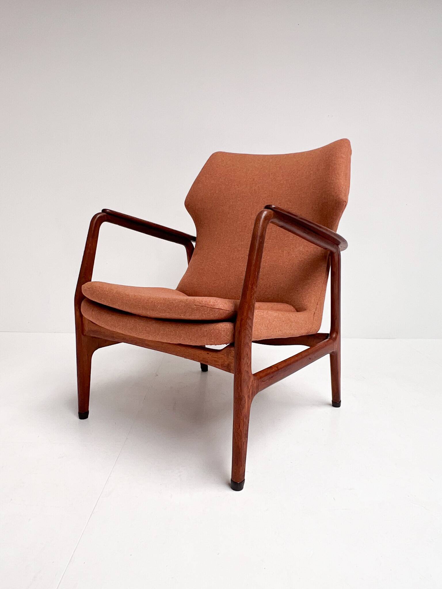 Re upholstered Edith armchair by Bovenkamp, 1960’s