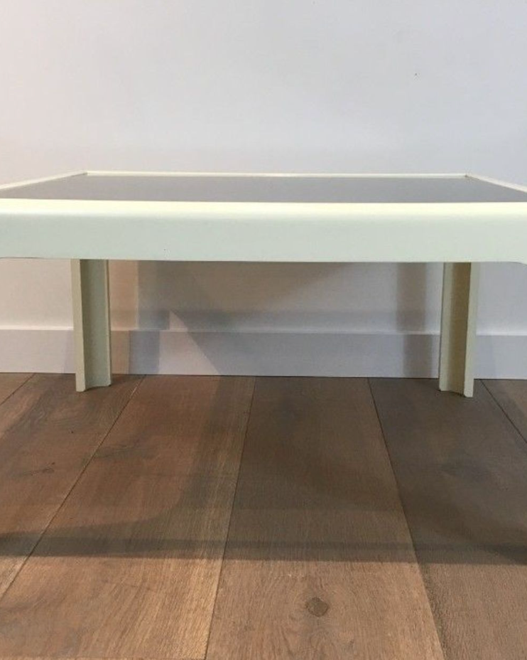 Pair of white lacquered fiberglass sofa ends