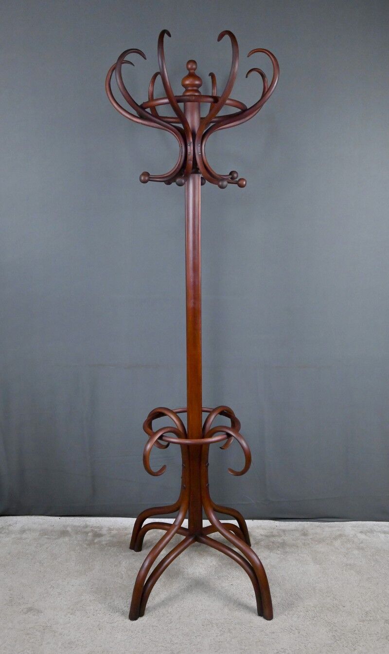 Large curved beech coat rack in the Thonet style – early 20th century