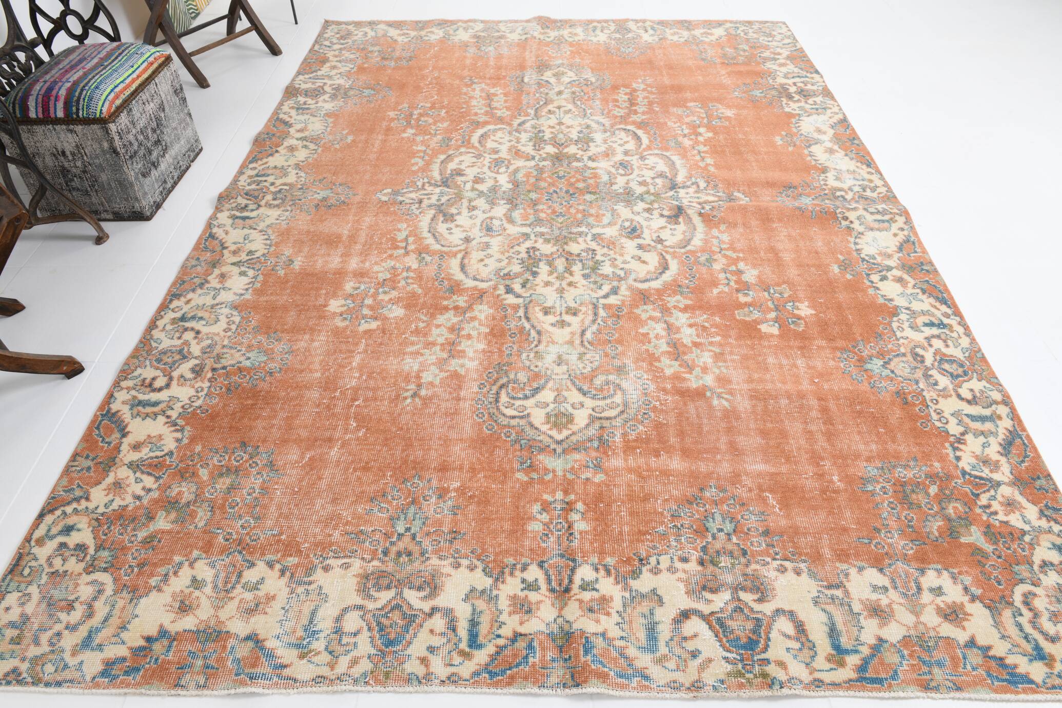 7x10 oriental vintage rug, 217x310