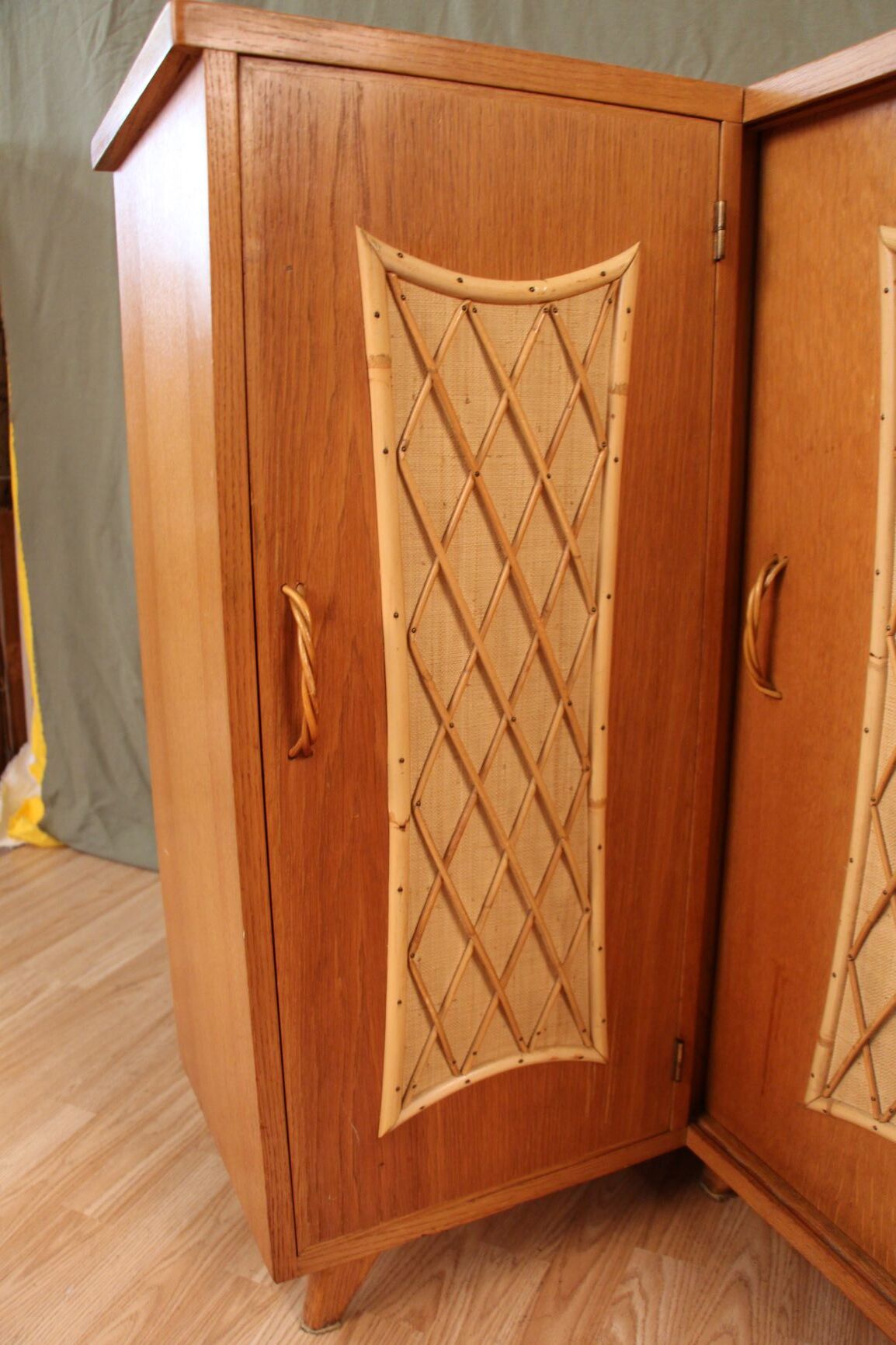 Notch drinks and rattan