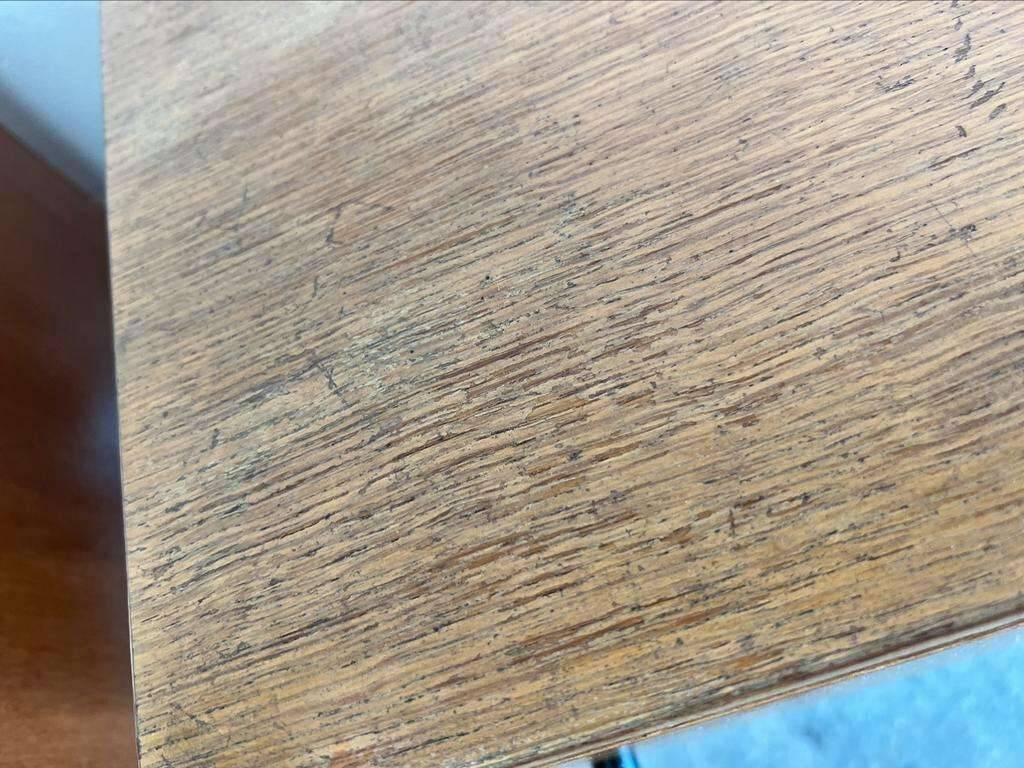 Set of 2 vintage bedside tables / mini cabinets