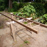 Old wood scale 4 meters