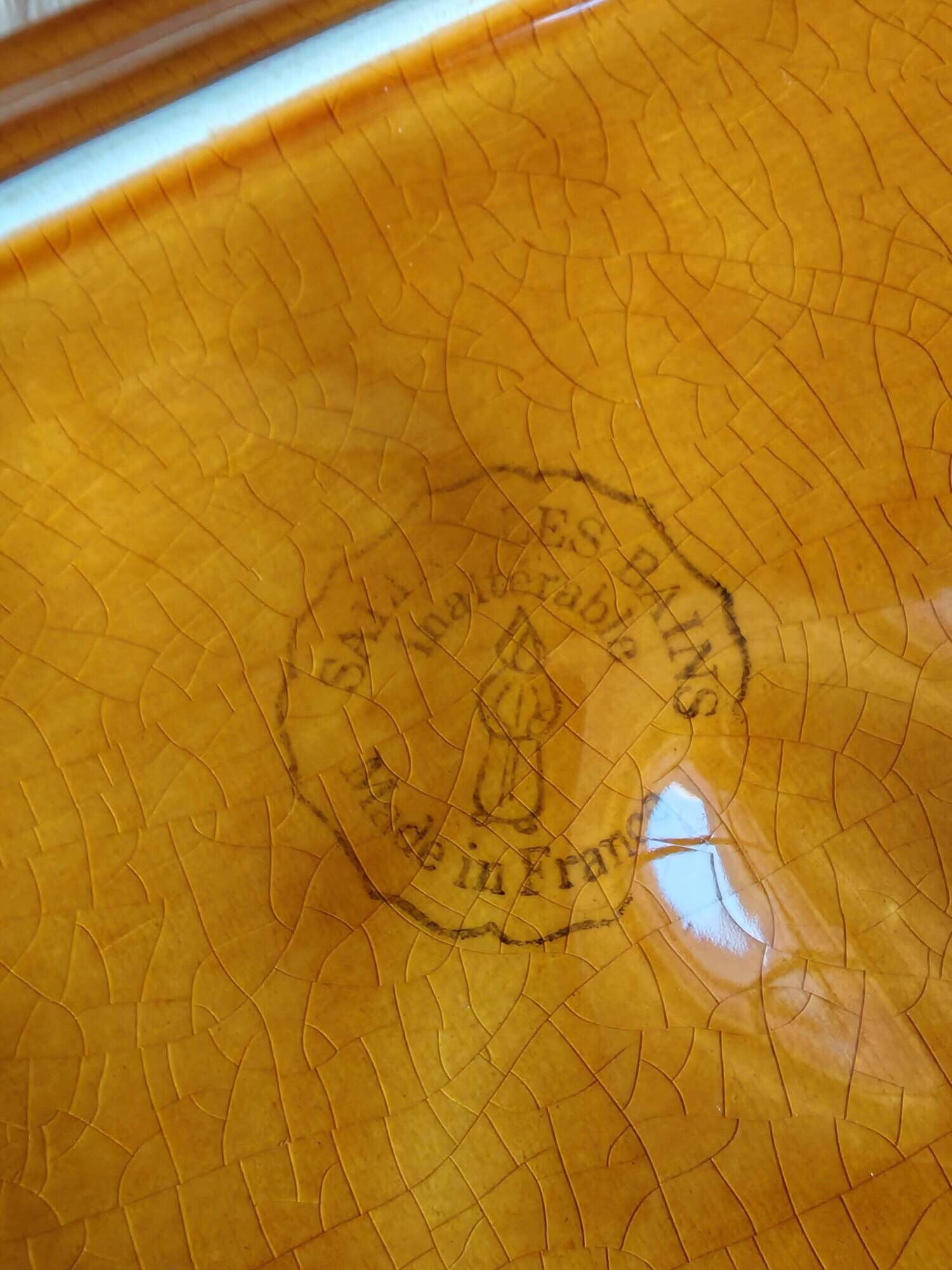Vintage barbotine pocket dish from Salins les Bains, relief decoration of fruits.